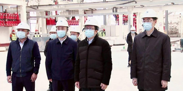 市委書(shū)記慕新海蒞臨宏量基筑實(shí)地調(diào)研！